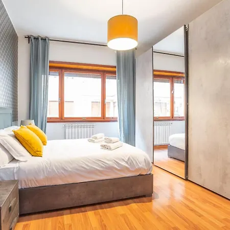Daire St Peters Colorful 3bdr Roma